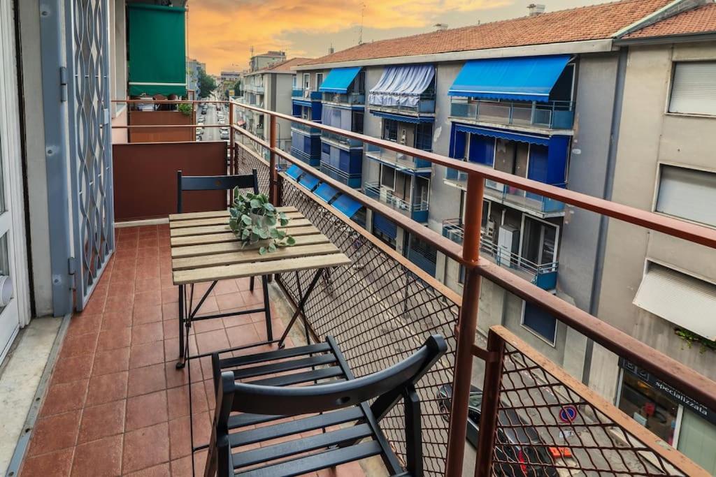 Appartamento Primopiano - Astico Milano Esterno foto