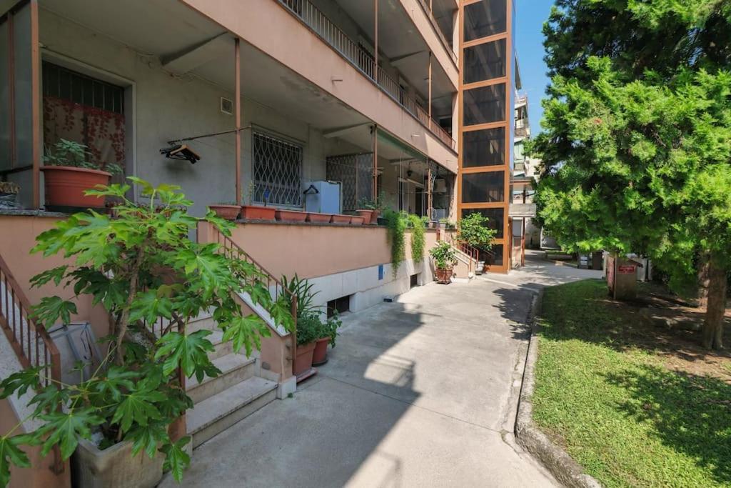 Appartamento Primopiano - Astico Milano Esterno foto
